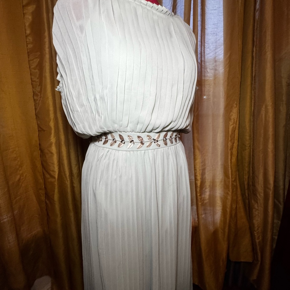LC Lauren Conrad Ivory Pleated Gown with Leaf-Accented Waist